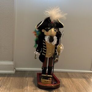 2005 Bombay Pirate Nutcracker